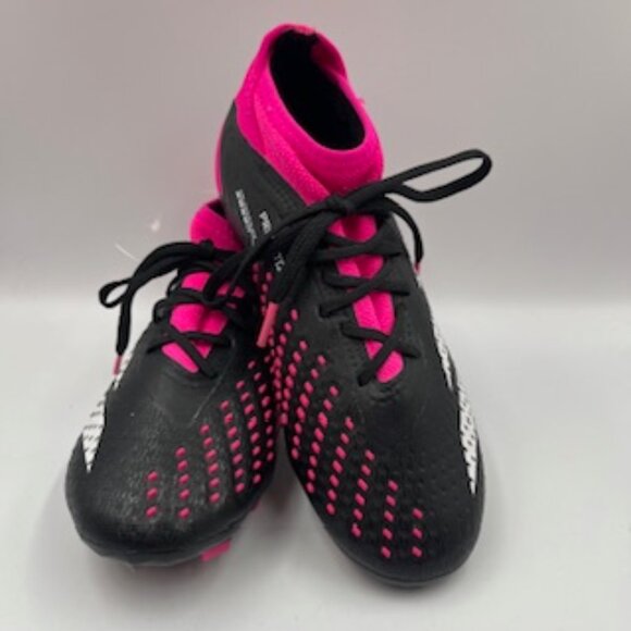 NEW Adidas Predator Accuracy Girls Soccer Cleats Size 3 Pink - Picture 1 of 8